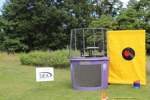 Dunk-tank-5